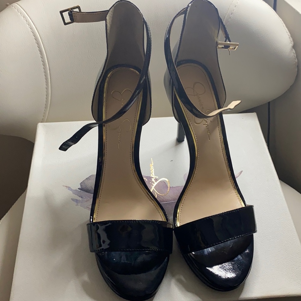 Like new Jessica Simpson super comfy heels